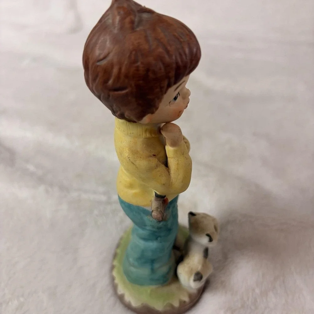 Vintage 80s Porcelain Boy Figurine Slingshot Cat As-Is / Missing Bird on Head